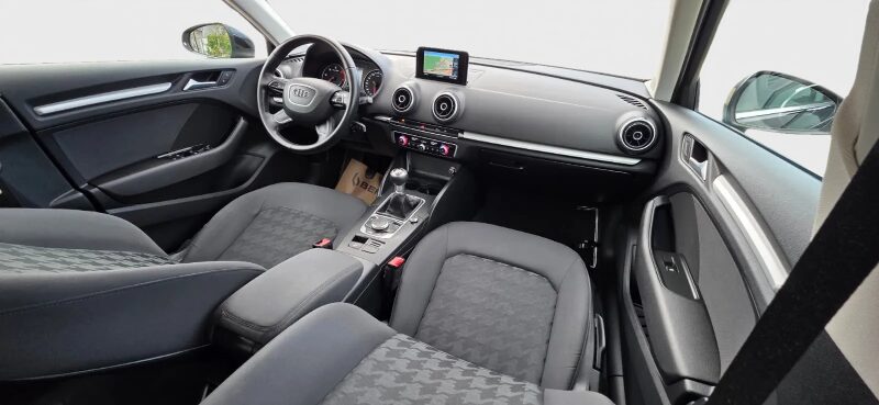 Masini cu garantie (24/7)