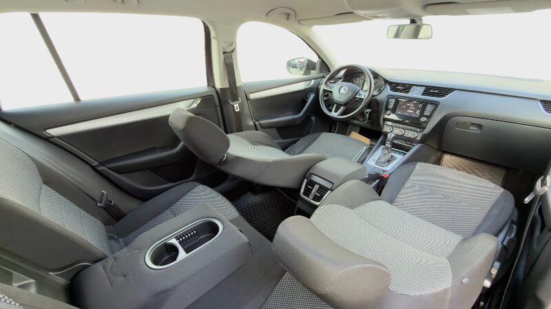 Skoda Octavia 1.8 benzina Automata 7+1 2013